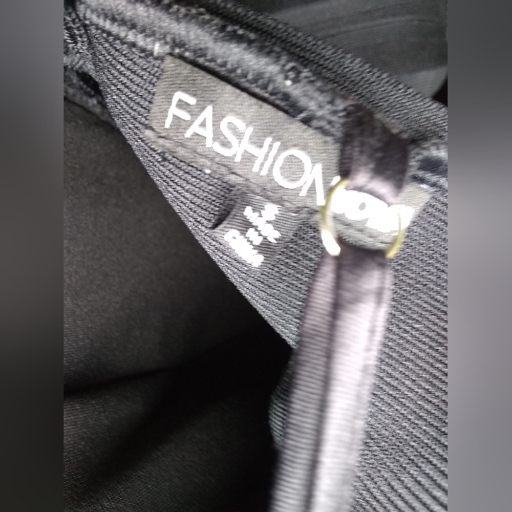 ⭐ Reduced ⭐Fashion Nova Dress - Picture 4 of 4